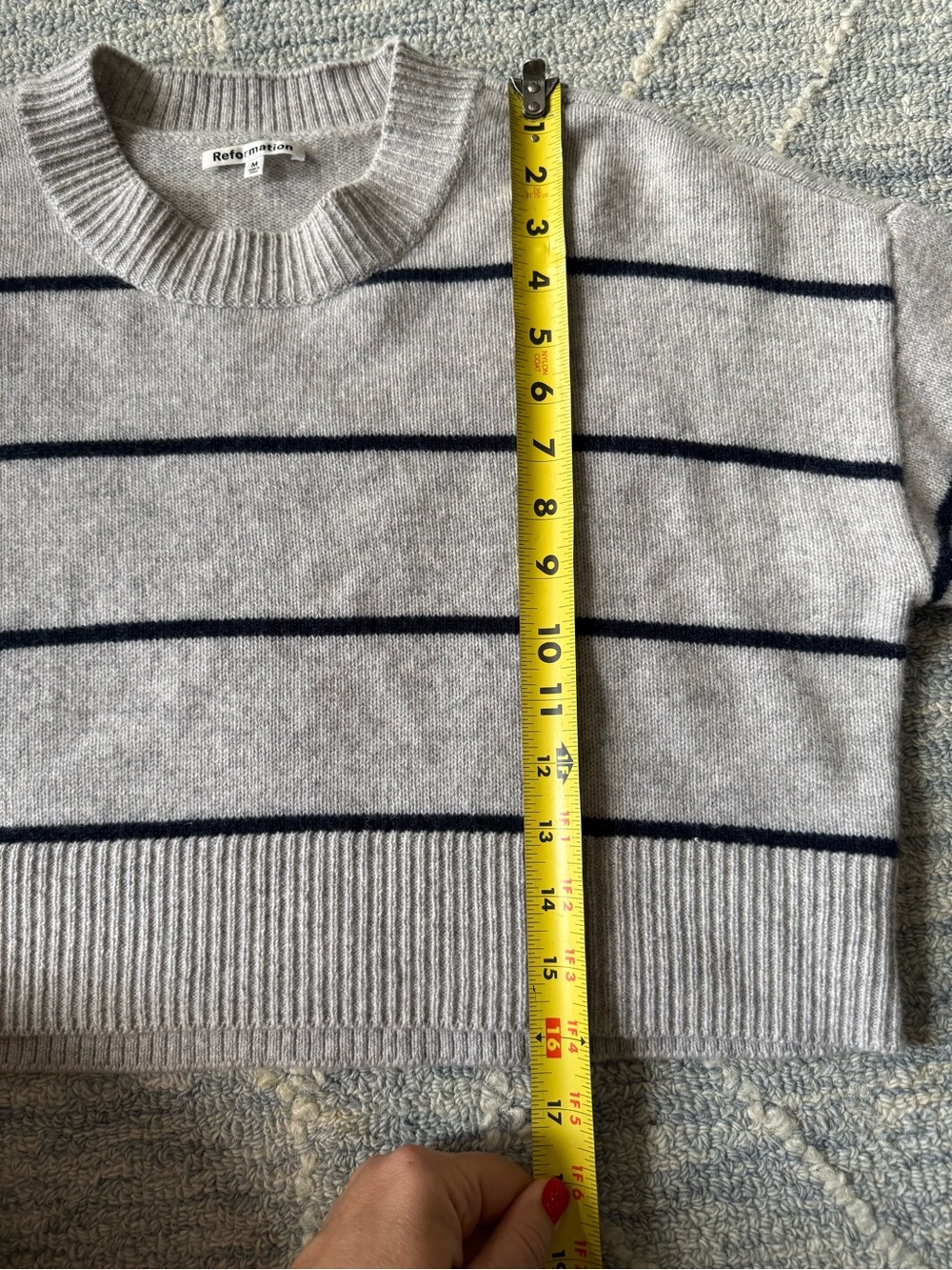Reformation grey cashmere sweater M - Picture 4 of 6